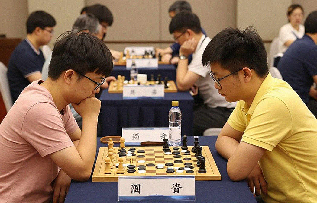 27 मिनिएचर का जाल: ChessBase Magazine #225 में प्राग 2026 का डेटा कहां खत्म होता है